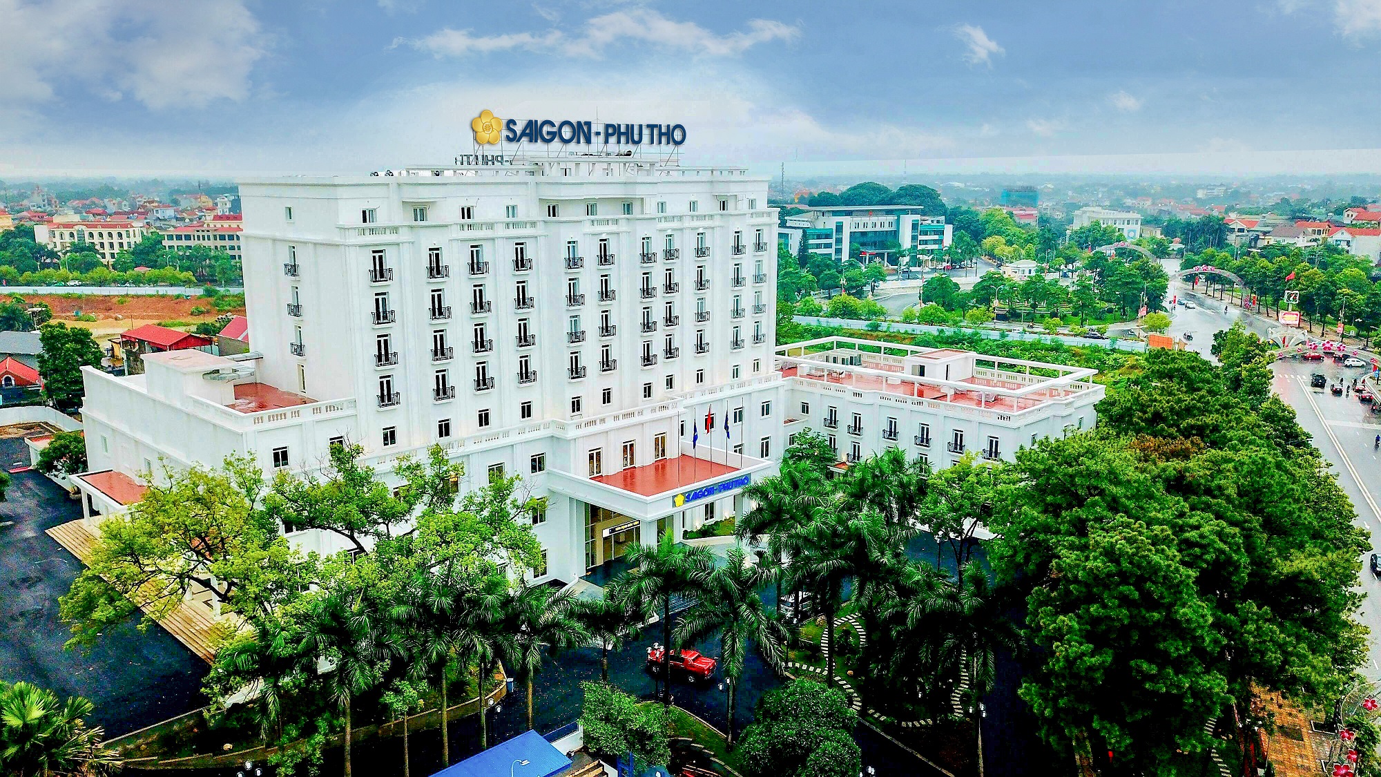 Saigontourist opens Saigon - Phu Tho Hotel