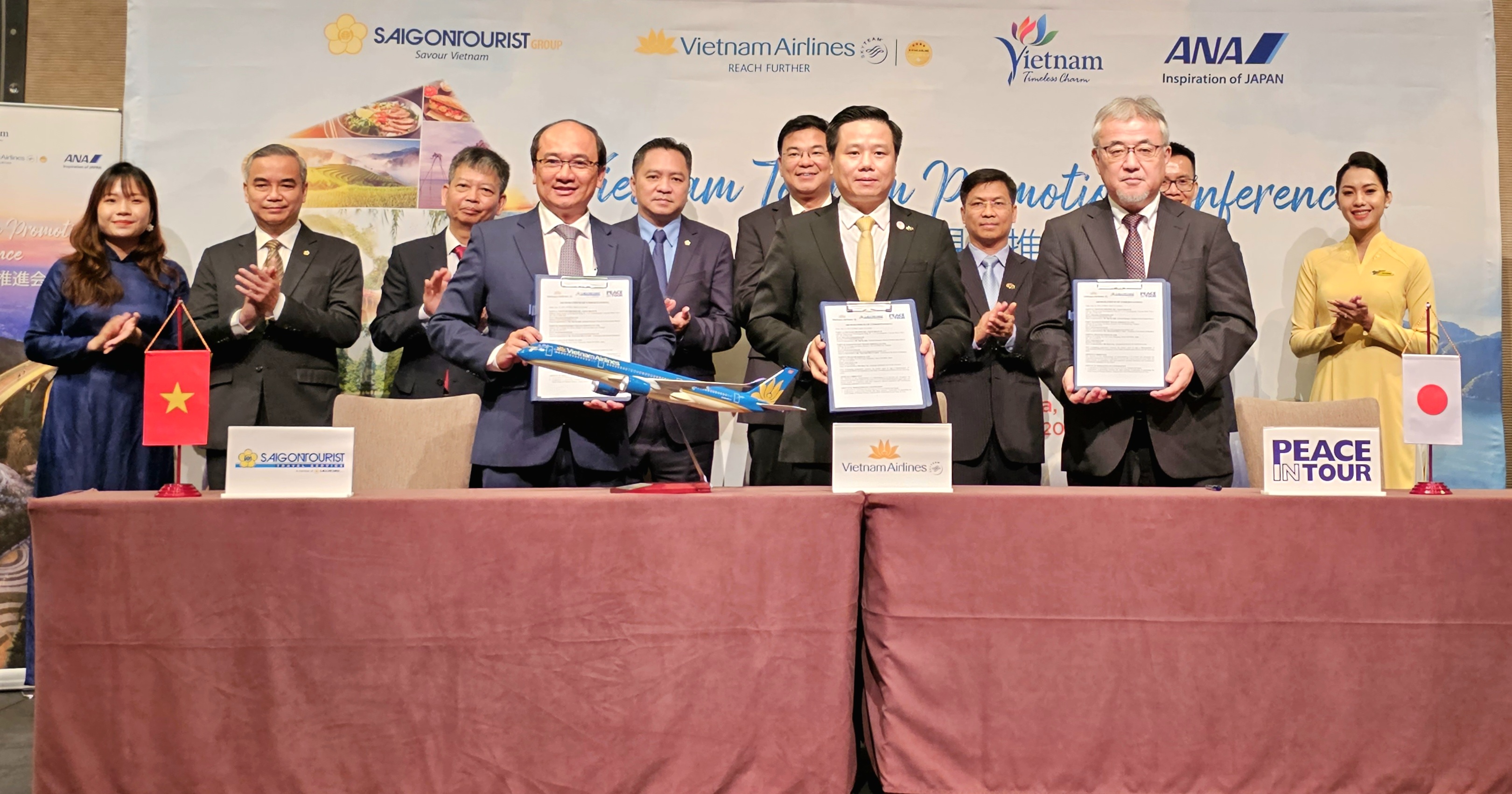 SAIGONTOURIST GROUP & VIETNAM AIRLINES ĐỒNG TỔ CHỨC HAI SỰ KIỆN QUẢNG BÁ ĐIỂM ĐẾN VIỆT NAM TẠI NHẬT BẢN