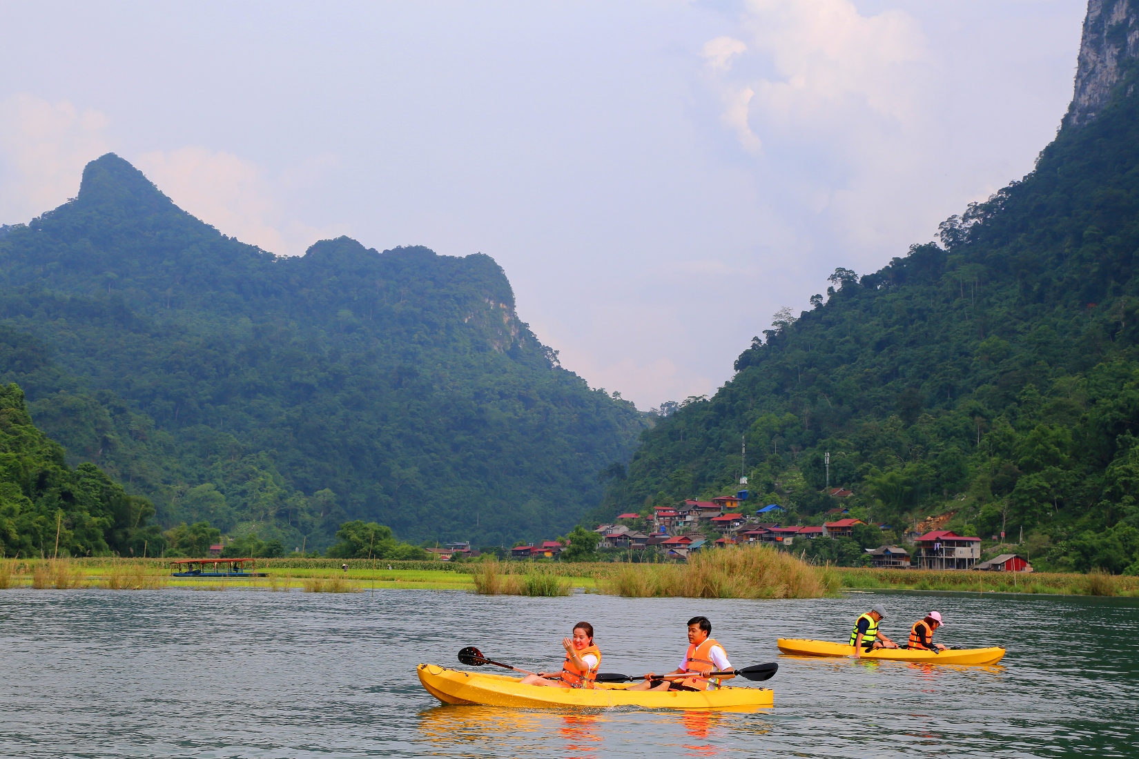 SAIGONTOURIST GROUP ÁP DỤNG NHIỀU ƯU ĐÃI HẤP DẪN TẠI SỰ KIỆN VIETNAM AIRLINES FESTA