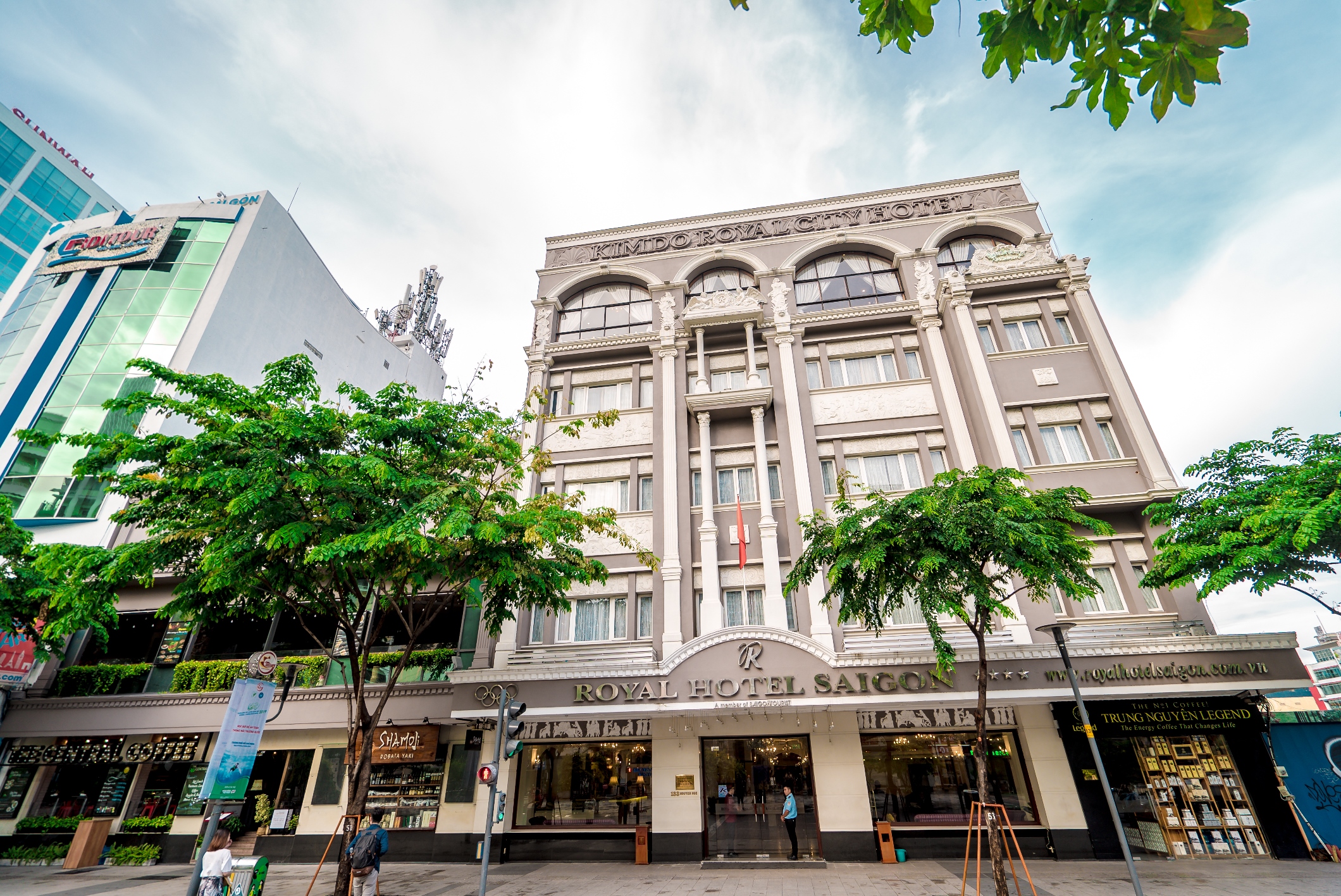  Saigontourist Group releases for sale 5-star bedroom super promotional voucher
